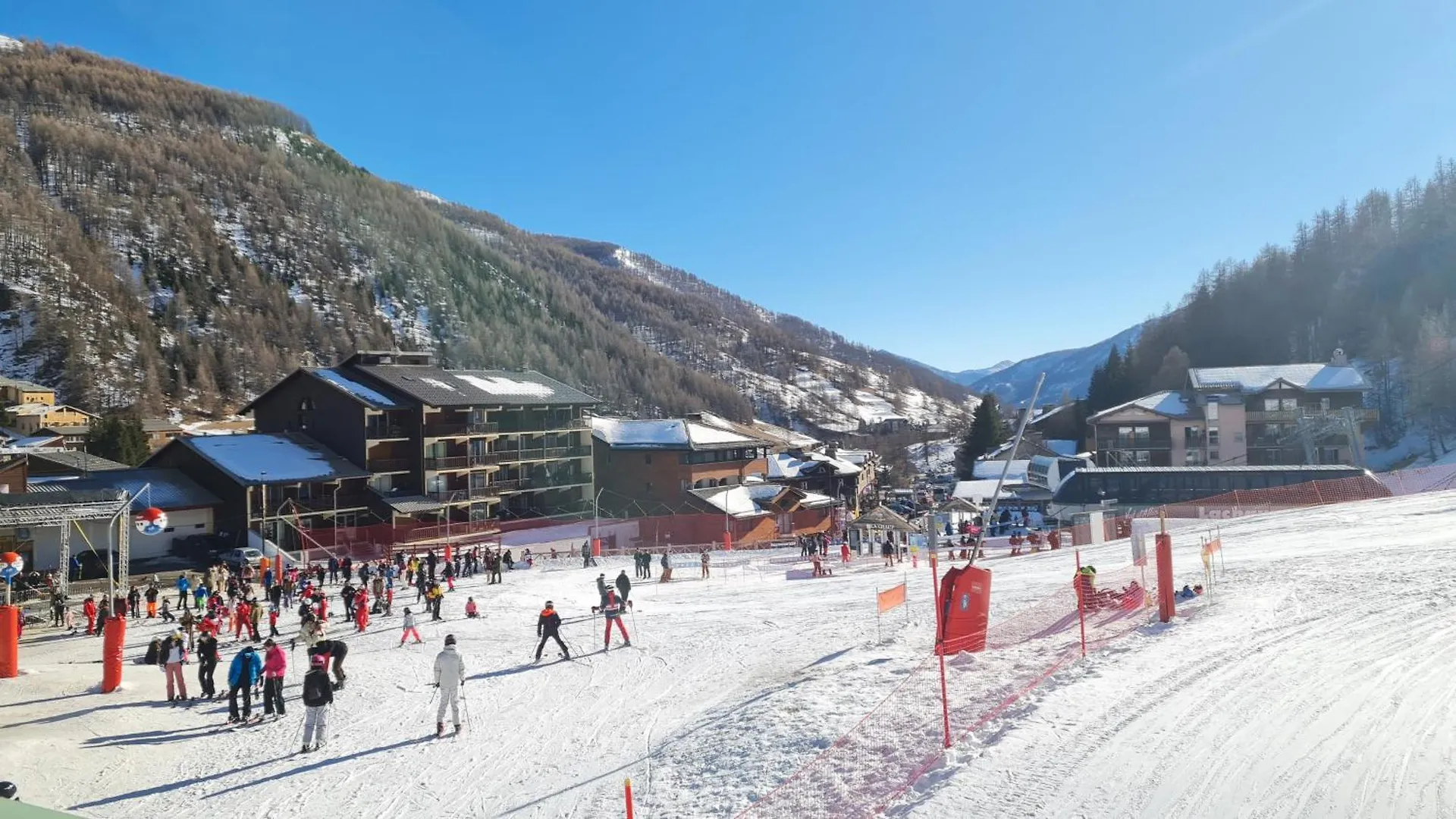 Cocoon Des Sommets Enneiges Apartman Allos